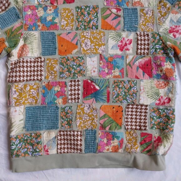 Round Two Quilted Patchwork Crewneck Sweatshirt Retro Mens Size Small - Picture 5 of 15